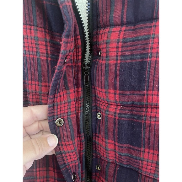 Skies Are Blue Sherpa Lined Plaid Vest Red Blue Pockets Snap Zip Size XS - Picture 3 of 8